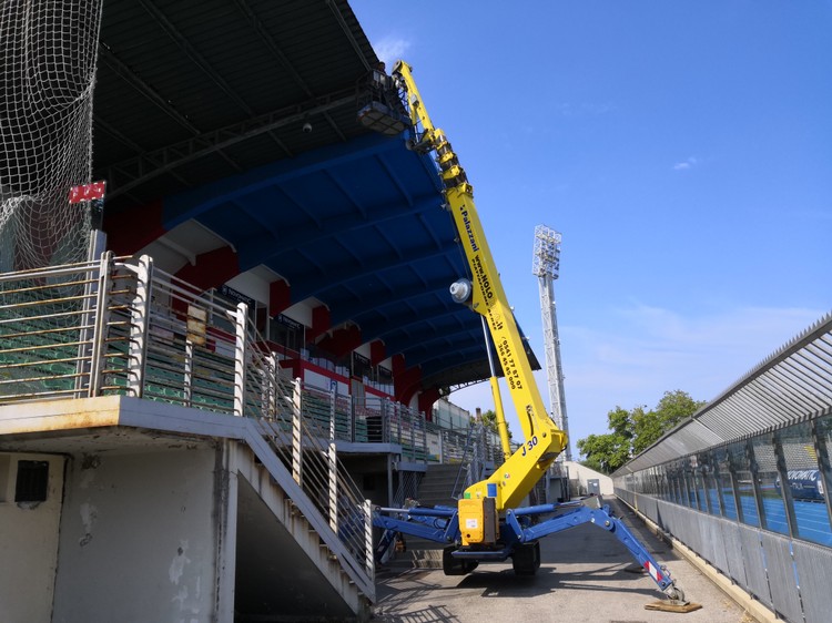 Piattaforme di sollevamento a noleggio a Rimini